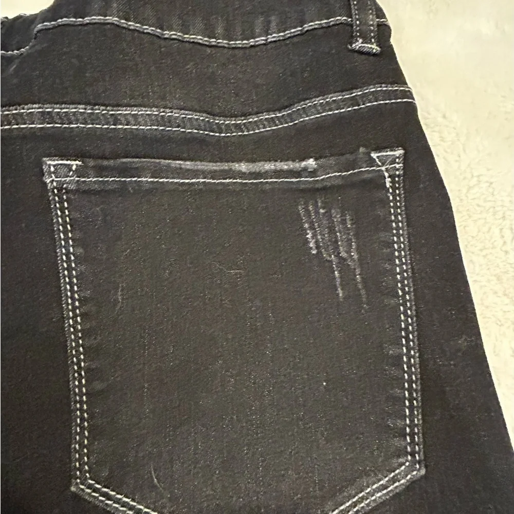 Jeans distressed denim shorts. NWT XL. Folded cuff. Black denim.